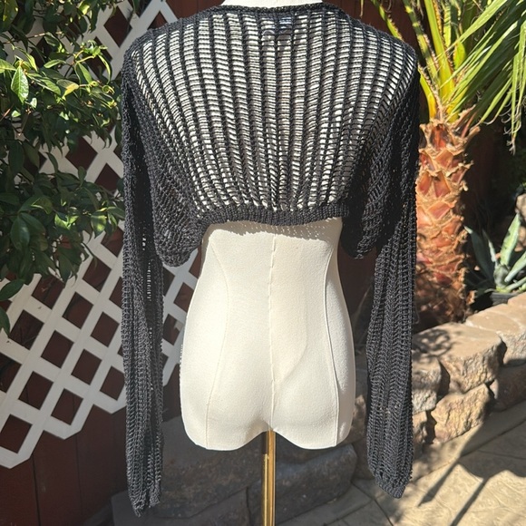 Crochet Black Crop Long Sleeve - Picture 4 of 4